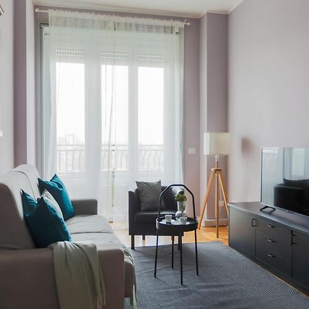 The Best Rent - Spacious One-Bedroom Apartment In Moscova District Милано Екстериор снимка