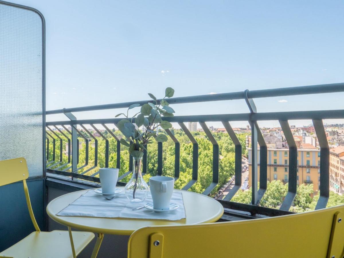 The Best Rent - Spacious One-Bedroom Apartment In Moscova District Милано Екстериор снимка