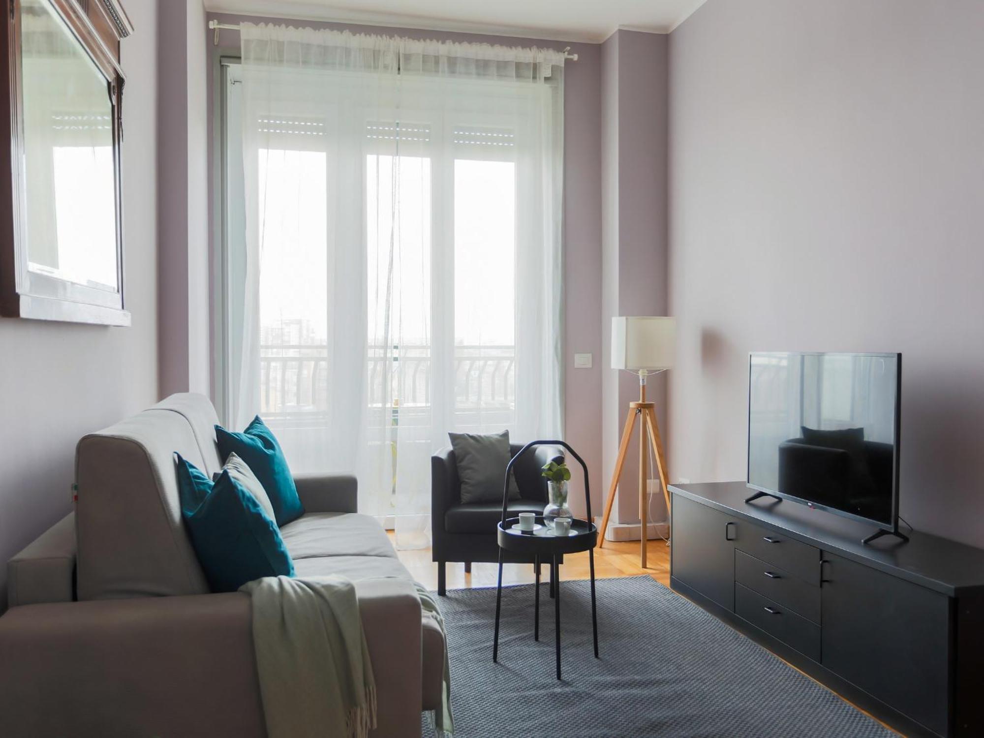 The Best Rent - Spacious One-Bedroom Apartment In Moscova District Милано Екстериор снимка