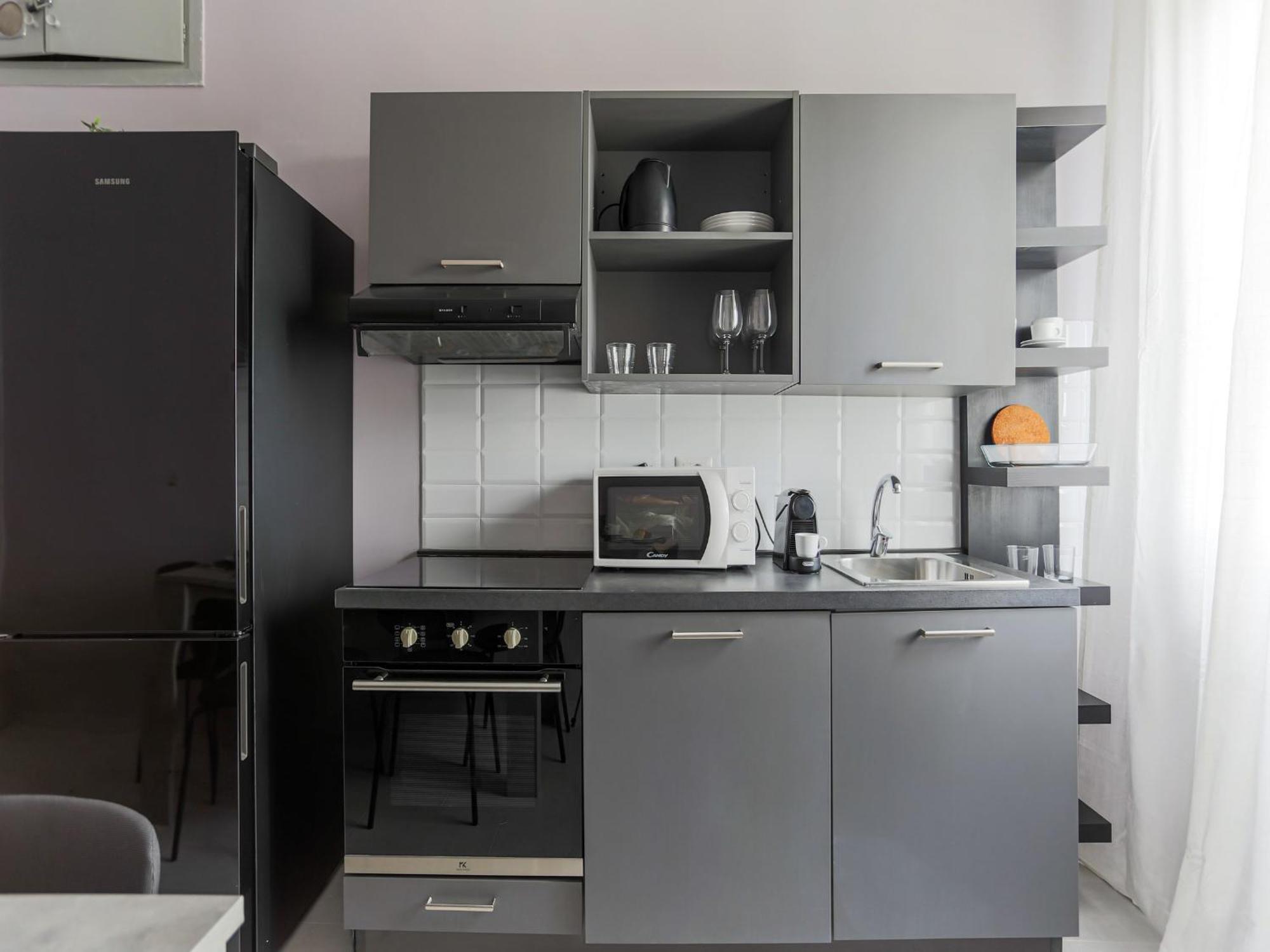 The Best Rent - Spacious One-Bedroom Apartment In Moscova District Милано Екстериор снимка